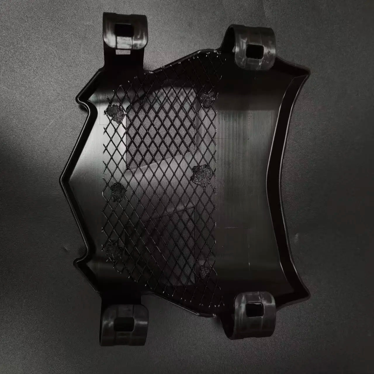 Vented Moto Cutz Plate without sticker